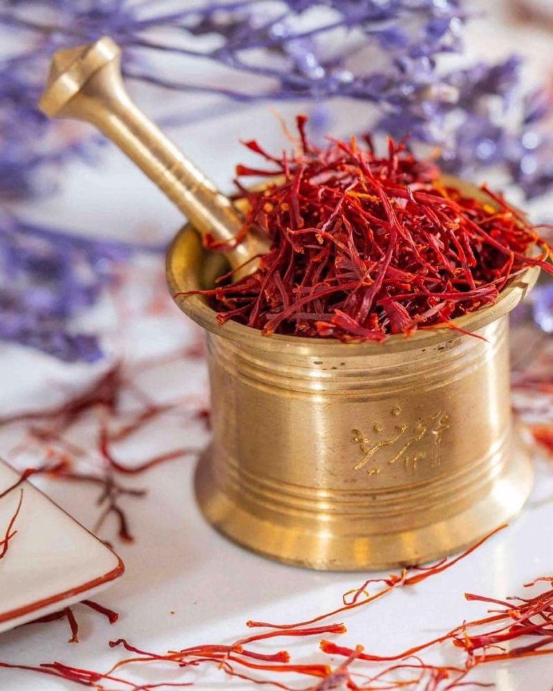 YELLOW TEA BLEND - chamomile flower + saffron ( 20 bags )